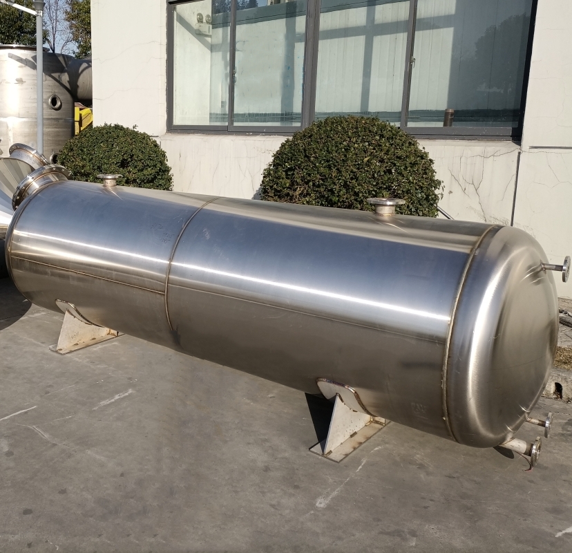 1738918542168706.jpg 不銹鋼冷凝器11.jpg